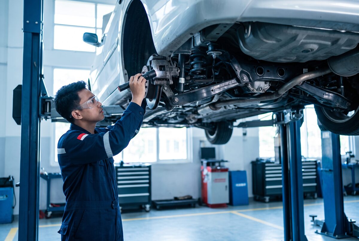 Chassis & Suspension Junior Technician